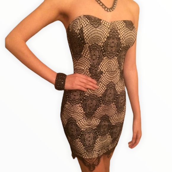 Windsor Dresses & Skirts - Black and Beige Lace Homecoming Dress